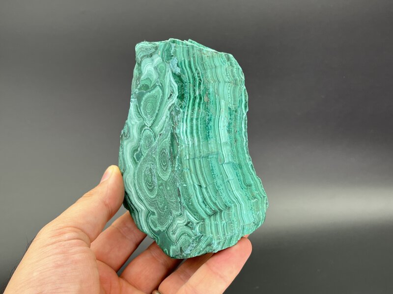 malachite-11-x-8-x-45-cm
