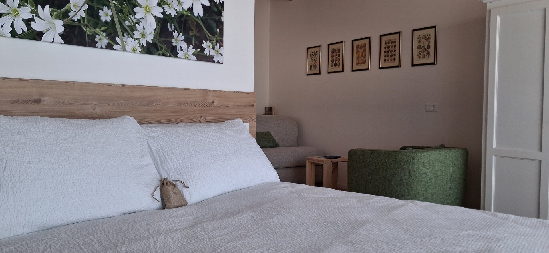 peverina 33.jpeg peverina 33.jpeg