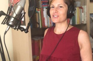 Debora Di Cuffa persone, processi, business. Mi occupo di team e persone che desiderano migliorare il modo di vendere, che hanno bisogno di coltivare connessioni autentiche e conoscersi meglio Debora Di Cuffa persone, processi, business. Mi occupo di team e persone che desiderano migliorare il modo di vendere, che hanno bisogno di coltivare connessioni autentiche e conoscersi meglio