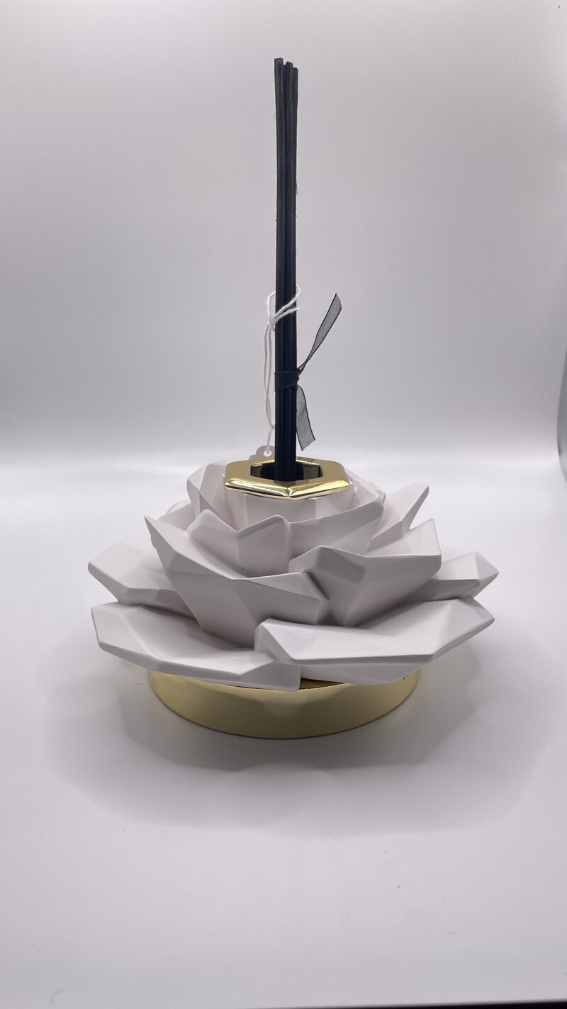 profumatore-a-rosa-bianco-base-oro-bongelli-preziosi