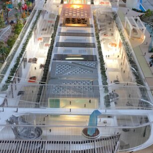 Centro commerciale Milanord_Chapman Taylor scala 1.100 foto Modelair