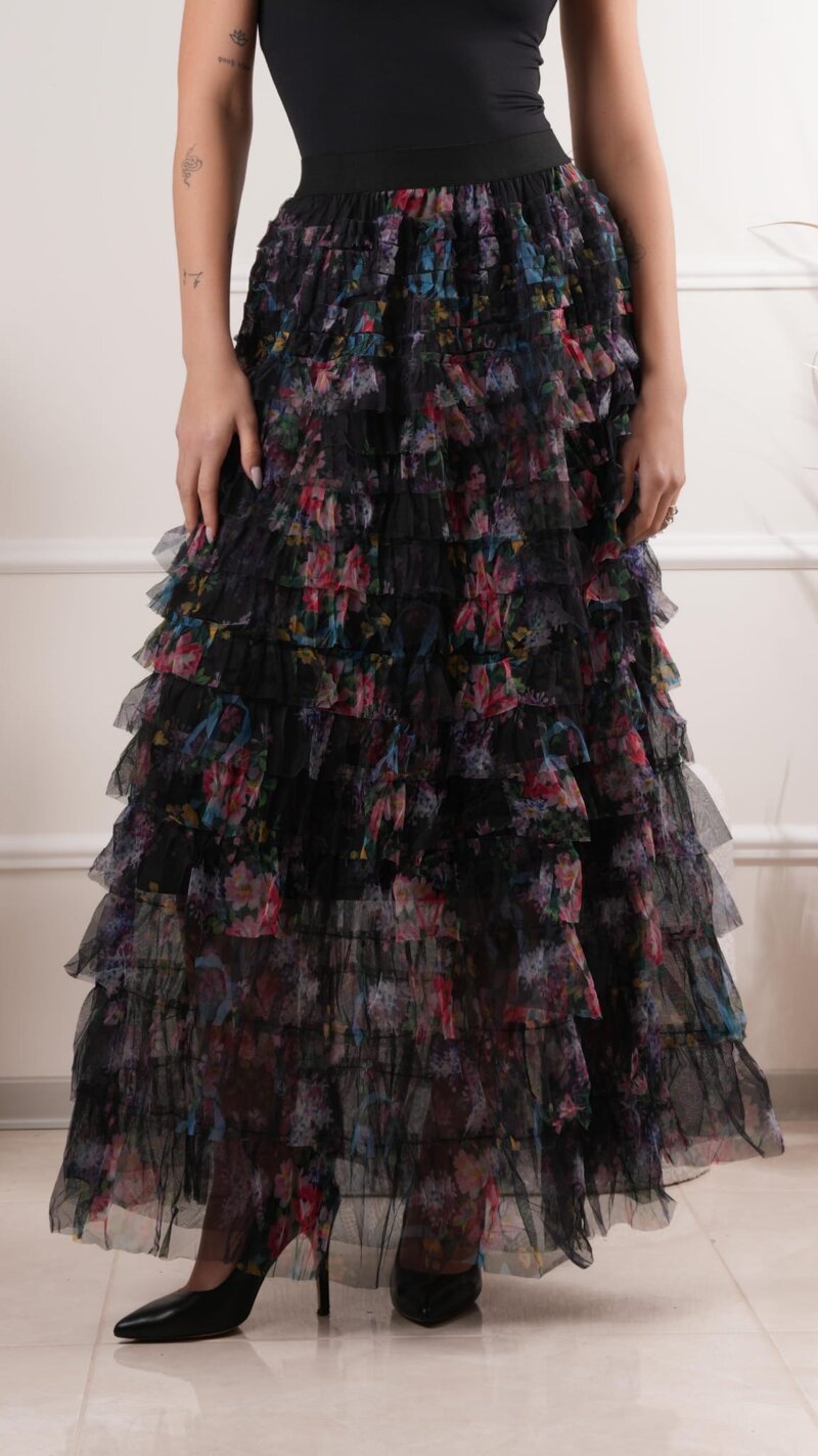 gonnellone-black-in-tulle