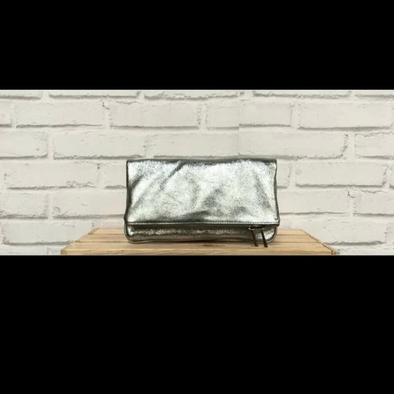 pochette-in-pelle-lamination-oro