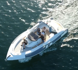Python C-33 Gommone Cabinato