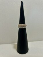 anello-fedina-in-oro-e-pave-di-brillanti