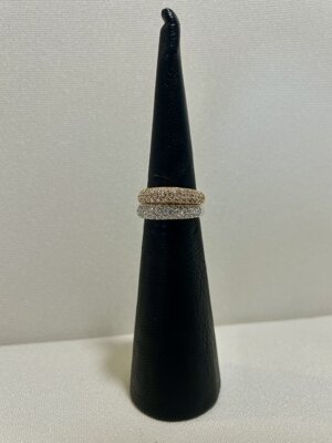 anello-fedina-in-oro-e-pave-di-brillanti