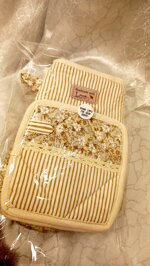 handmade-kitchen-gloves-natural-colours