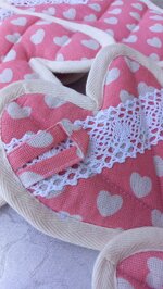 handmade-kitchen-gloves-hearts