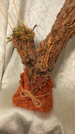 wooden-decoration-dry-flowers