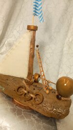 driftwood-sailing-boat-golden-ball