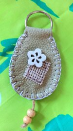 handmade-leather-key-holders