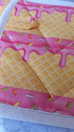 handmade-kitchen-gloves-vaffles