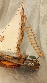 driftwood-sailing-boat-stars