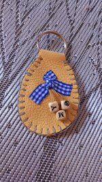 handmade-leather-key-holders