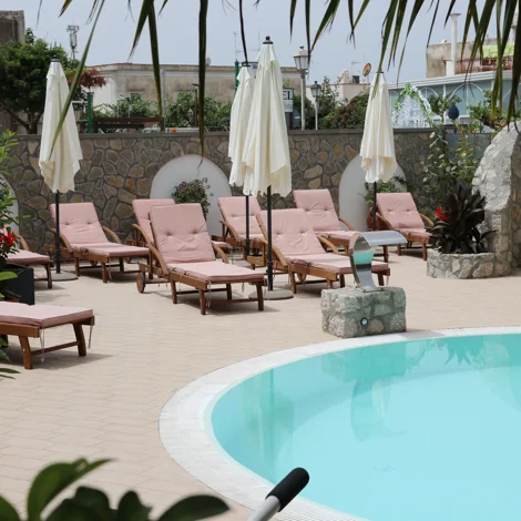 pool%2001.webp