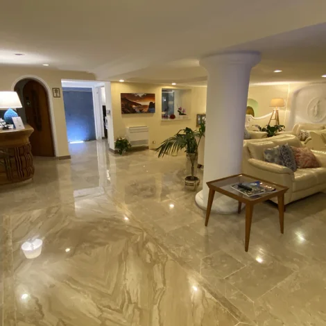 lobby%2001.webp
