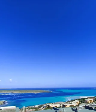 Vista mare da uno degli appartamenti di La Finestra su Stintino