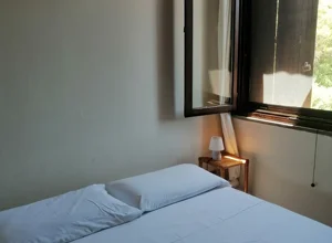 Camera da letto con letto matrimoniale