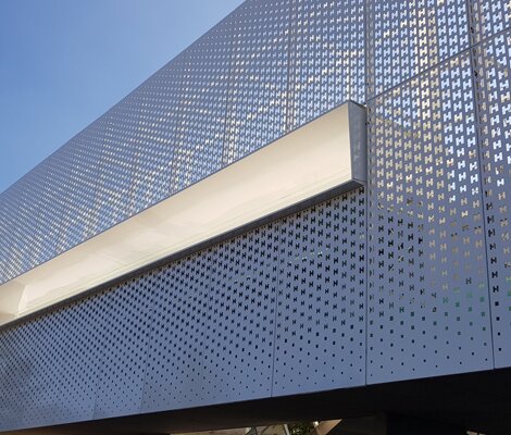 RIVESTIMENTO IN LAMIERA ALLUMINIO