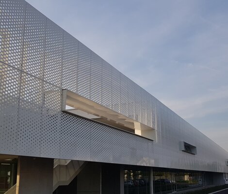 RIVESTIMENTO IN LAMIERA ALLUMINIO