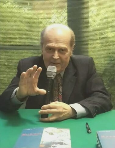 ginnai tucci foto profilo.jpeg ginnai tucci foto profilo.jpeg