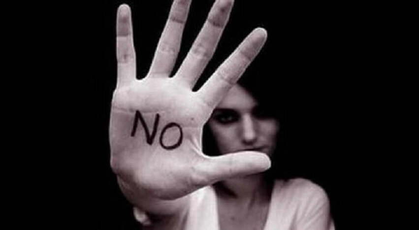 Ragazza che dice NO