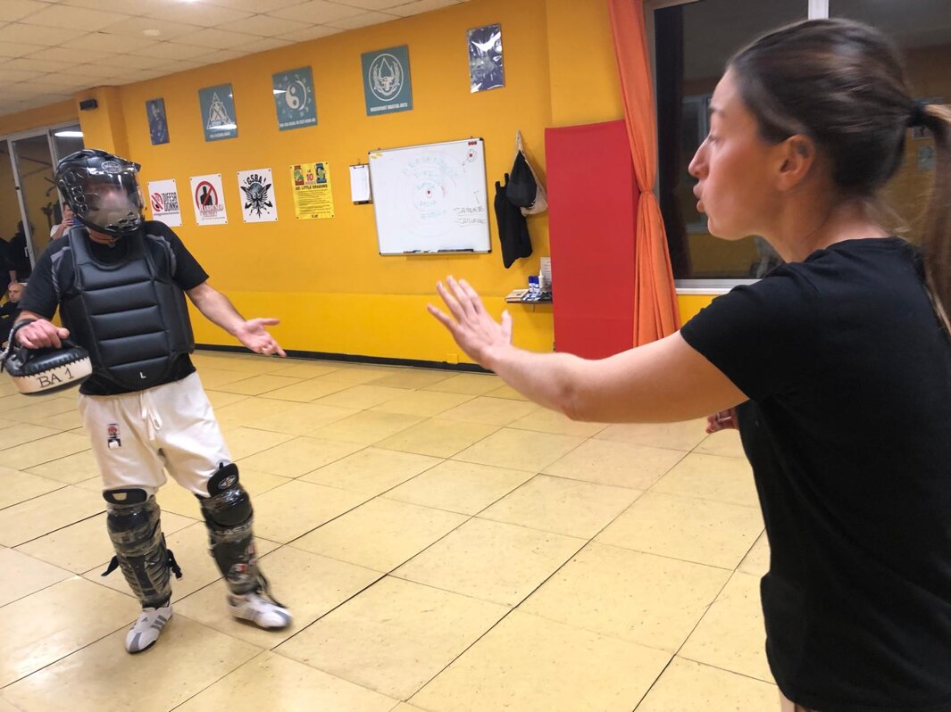 Distanza di sicurezza e difesa verbale