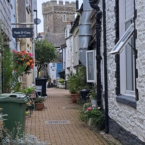 4231-0842%20-%20o%20pae%20-%20looe%20uk%20-%20ago%2025%20-%20a%202025-08-07%2011-54-45%2001.jpeg