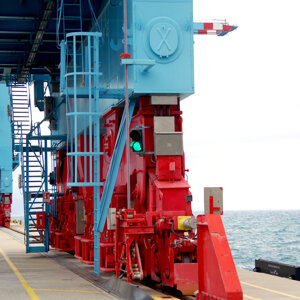 4233-0434%20-%20h%20tem%20terminale%20vado%20gateway%20-%20vado%20ligure%20-%20giu%2025%20-%2002s.jpeg