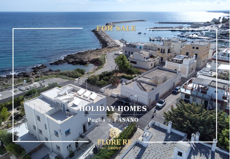 Case vacanze in vendita a Fasano, Puglia con vista sul mare. Flore RE Group agenzia immobiliare. Case di lusso a Fasano con terrazza vista mare. Investimenti immobiliari in Puglia. Case vacanze a Fasano con Flore RE Group. Agenzia immobiliare specializzata in immobili di lusso in Puglia. Diego Flore agente immobiliare FAsano Puglia