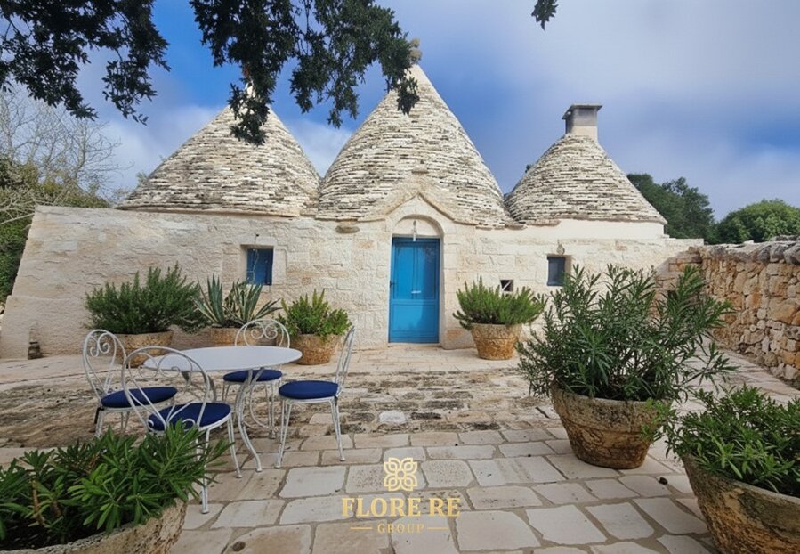 TRULLI IN VENDITA IN VALLE D'ITRIA . DIEGO FLORE REALTOR