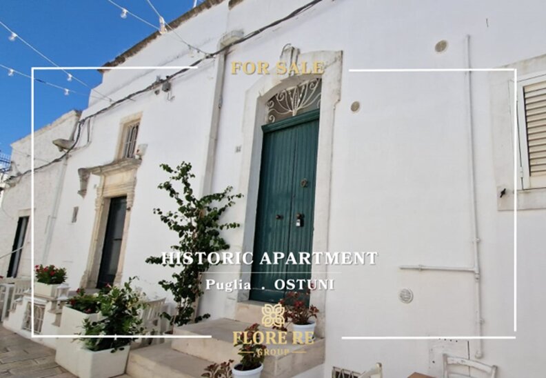 Palazzotto storico Ostuni vendita . Flore Immobiliare Puglia