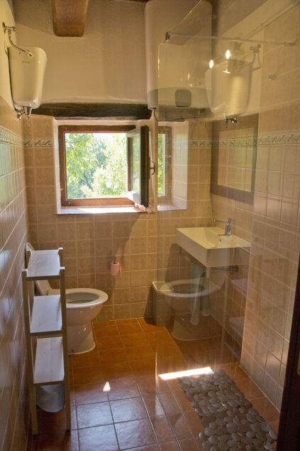 bagno 1.jpeg bagno 1.jpeg