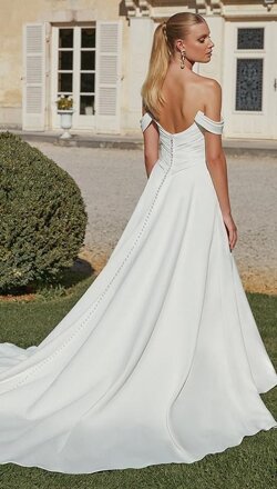 44446_fb_sincerity_bridal