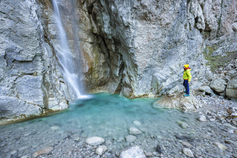 abbadialariana_cascata del cenghen1.jpeg