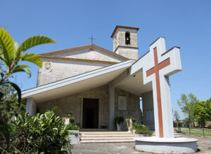 Veduta esterna Santuario San Giovanni Battista, Pontecorvo Veduta esterna Santuario San Giovanni Battista, Pontecorvo