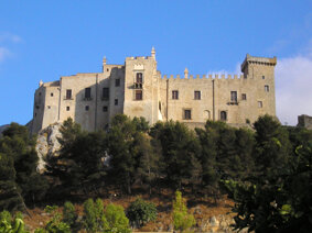 castello-di-carini.jpeg
