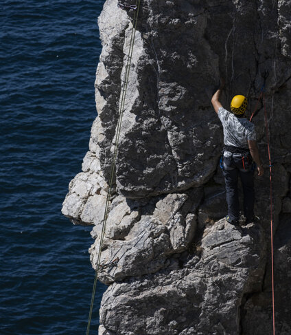 freeclimbing3.jpeg freeclimbing3.jpeg
