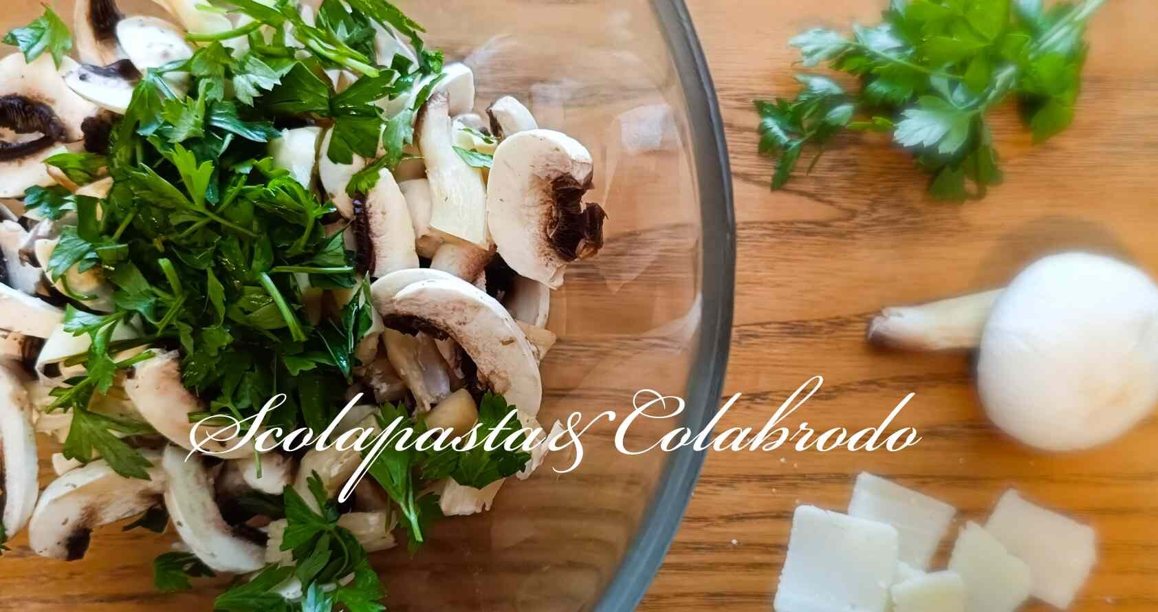 Insalata di funghi prataioli e scaglie di Grana