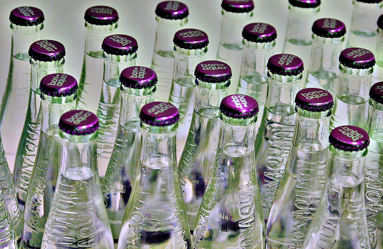 Bevi responsabilmente (l'acqua)