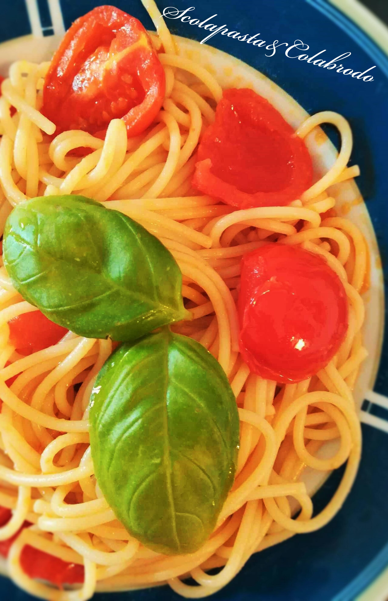 Pasta con pomodorini ciliegino