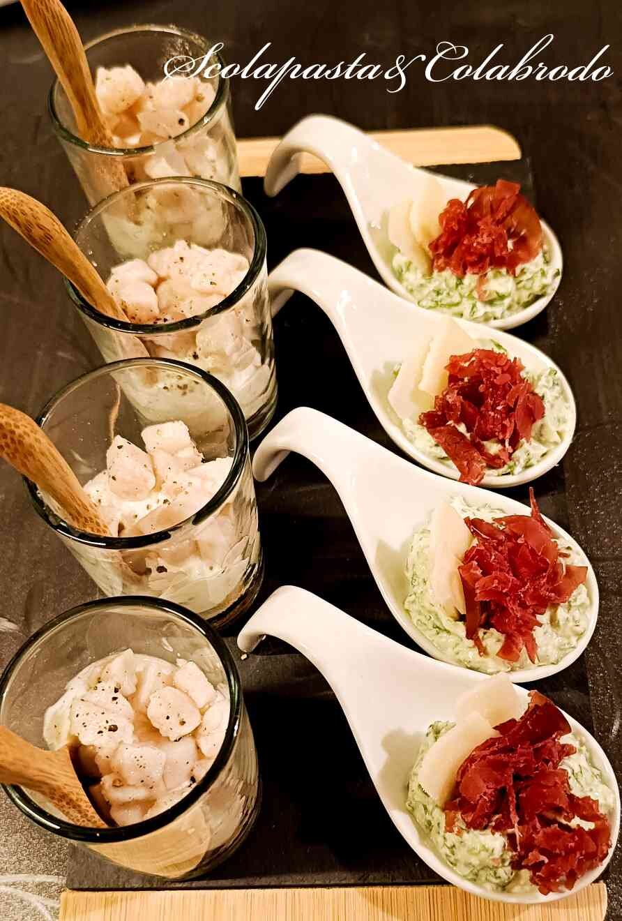 Finger food di pesce spada con crema di cetriolo
