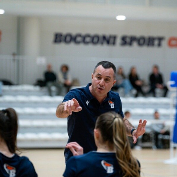 IL DIALOGO INTERNO: LA VOCE CHE DECIDE LA PRESTAZIONE IL DIALOGO INTERNO: LA VOCE CHE DECIDE LA PRESTAZIONE