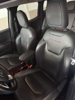 jeep-renegade-trailhawk-20-diesel-4x4-2019