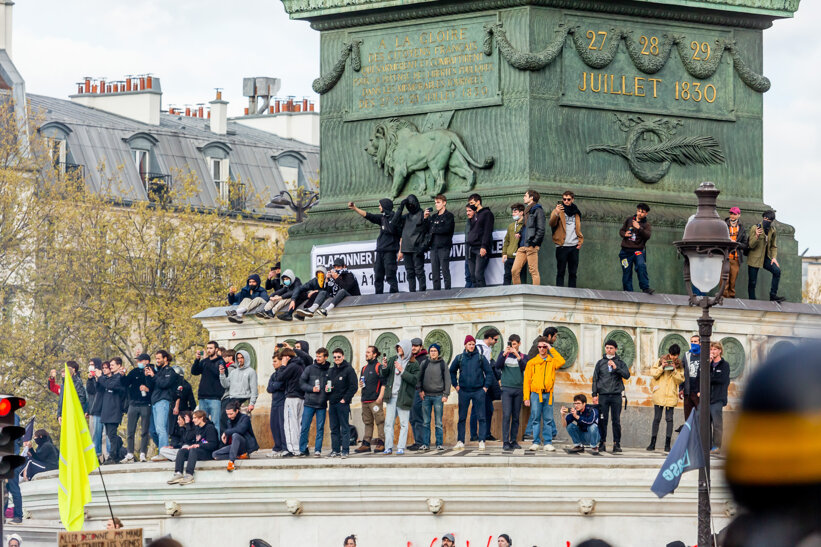 Protest in Paris 13 April 2023