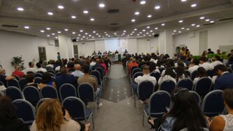 sala convegno.jpeg sala convegno.jpeg