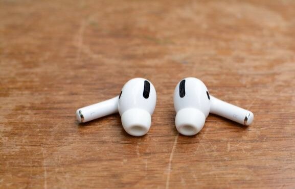 Apple AirPods Pro 2 Gen