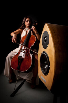 ayama primo piano violoncello.jpeg