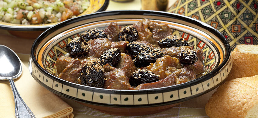 Agnello o manzo con prugne
