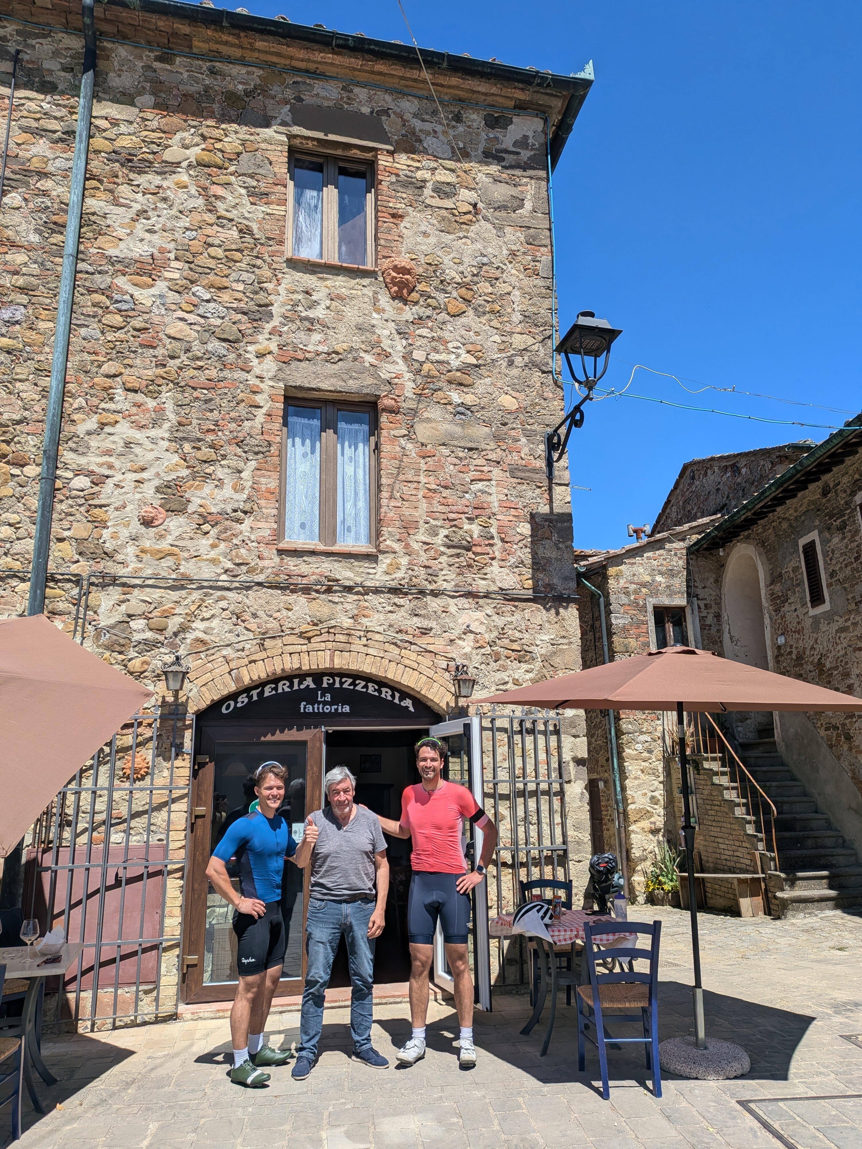 Montalcinello: Il Paradiso Ritrovato dei Ciclisti